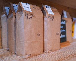 Broinhof Familie Starkl Bio-Mehl Dinkel